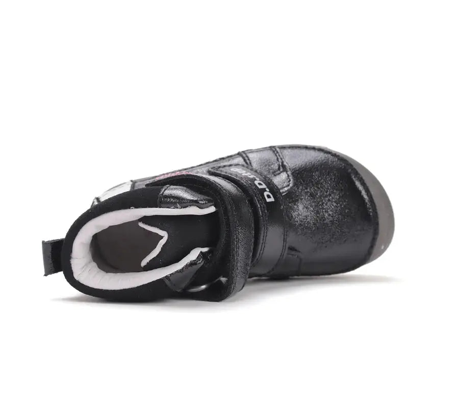 d.d.step unicorn barefoot leather glow in the dark shoes (a063-52815b) shoes uk product image showing details