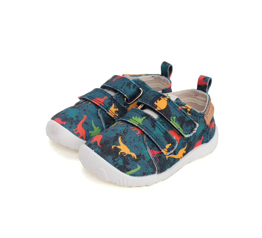 d.d.step boys barefoot/ water-repellence/canvas (c086-52562a) shoes uk close up of material and stitching details