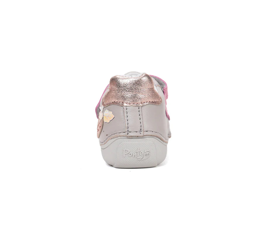 ponte20 girl supinated leather shoes (da03-6-1429) shoes uk close up of material and stitching details