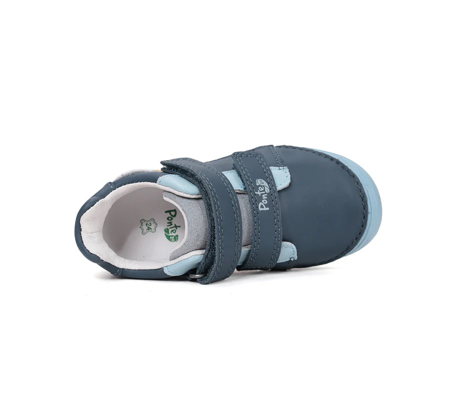 ponte20 boy supinated leather shoes (da03-6-1716a) shoes uk side view highlighting sole flexibility and shape