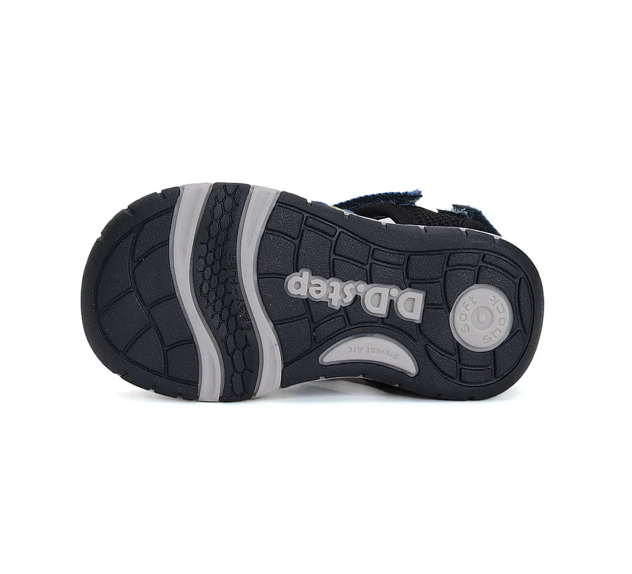 d.d.step boys' quick dry sandals (g065-51748b) sandals uk product image showing details