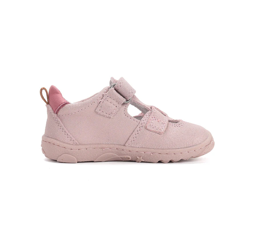 d.d.step girl barefoot open shoes (h077-61288c) shoes uk close up of material and stitching details