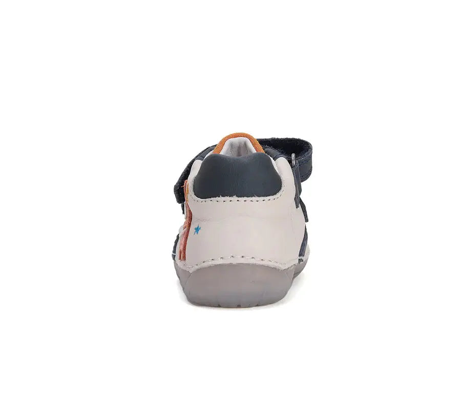 d.d.step boy barefoot shoes (s070-51698а) shoes uk close up of material and stitching details