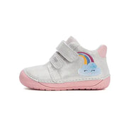 Side profile of flexible toddler barefoot shoes with natural foot shape