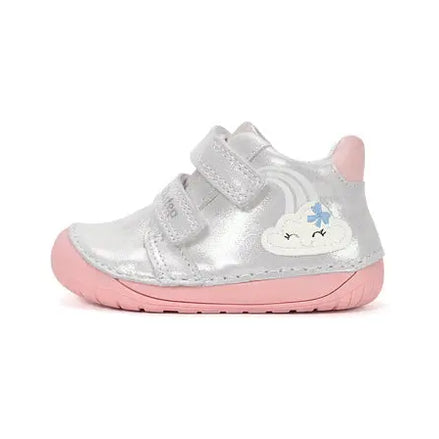 D.D.Step barefoot leather shoes for girls designed for flexible toddler movement