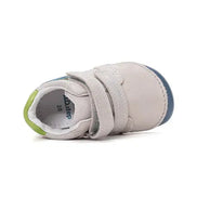 d.d.step leather barefoot boy shoes (s070-61420a) shoes uk close up of material and stitching details