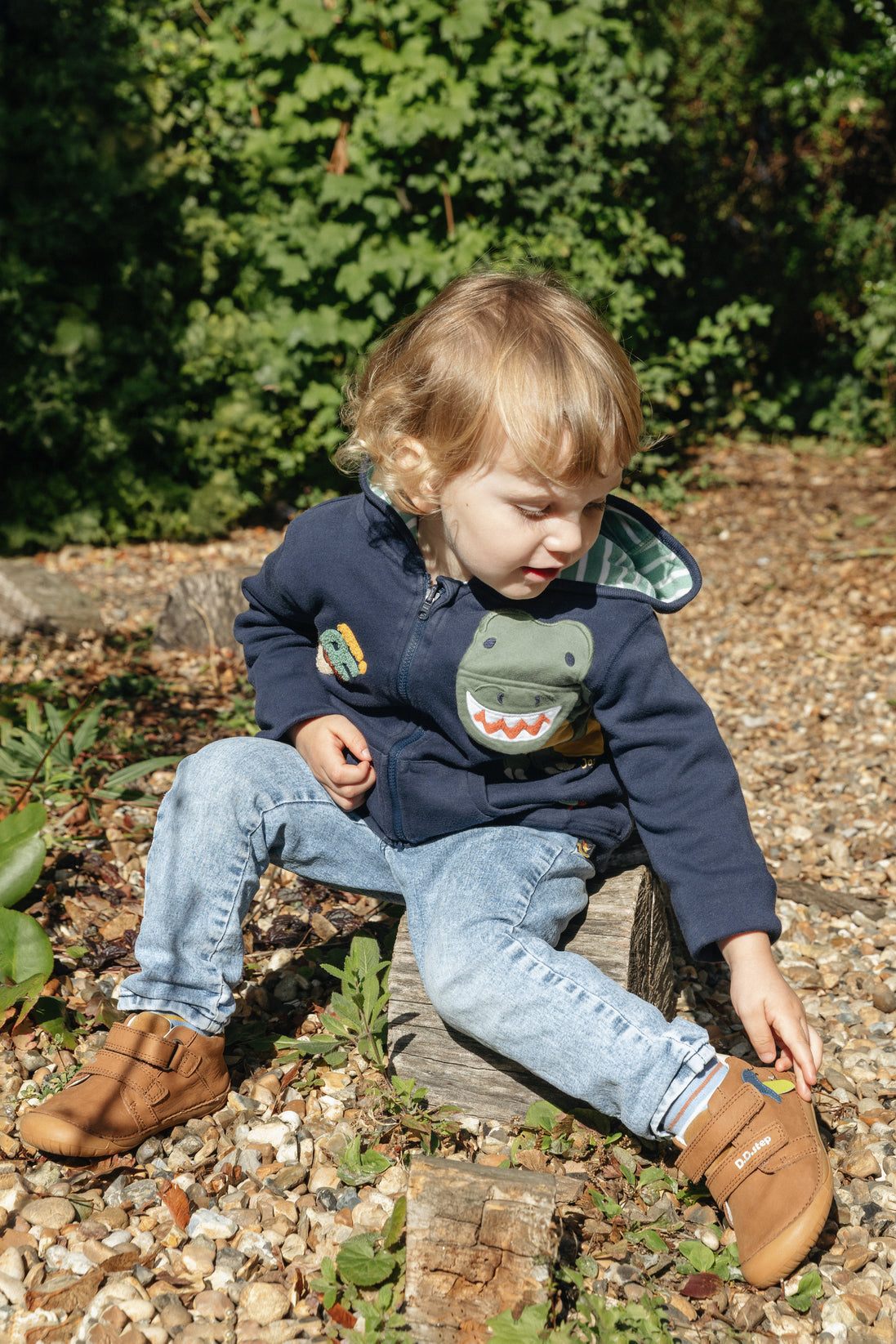 d.d.step boy barefoot shoes (s070-61533) shoes uk product image showing details