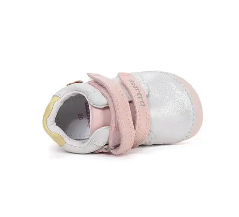 d.d.step girl barefoot shoes (s070-61798a) shoes uk side view highlighting sole flexibility and shape