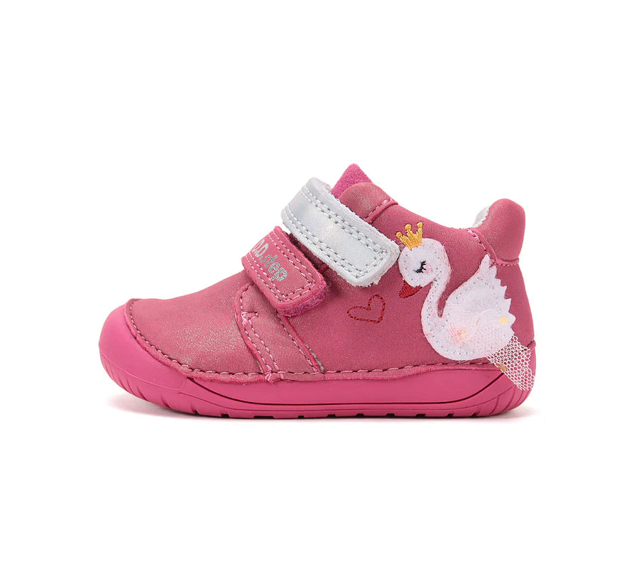 D.D.Step bird design barefoot leather shoes for toddler girls with flexible sole