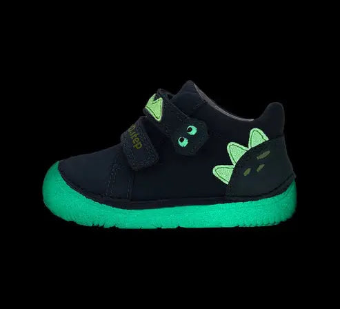 d.d.step boy barefoot shoes (s073-52875) shoes uk side view highlighting sole flexibility and shape