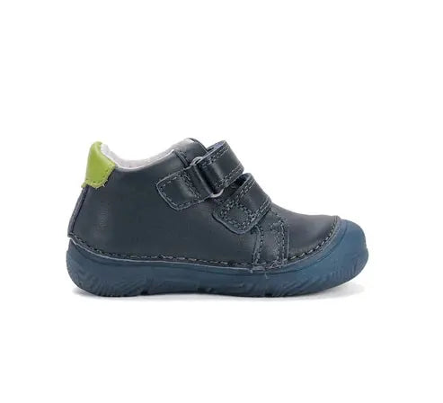Side view toddler boys shoes flexible sole first walkers navy