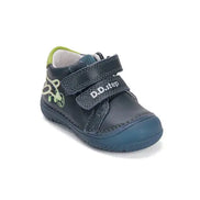 Soft leather toddler shoes breathable material close up