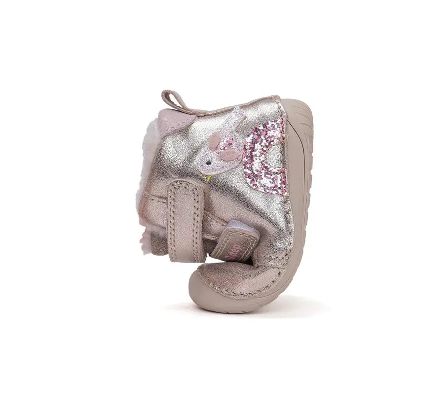 d.d.step little girl barefoot padded ankle boots (w070-52624a) boots uk product image showing details