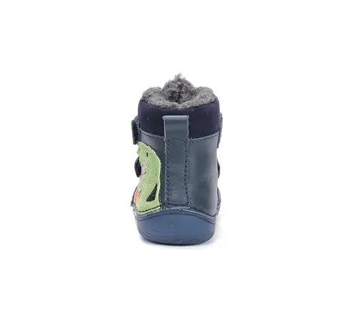 d.d.step boy barefoot winter shoes shoes uk close up of material and stitching details