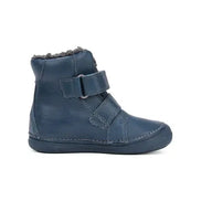 d.d.step boy winter boots boots uk close up of material and stitching details