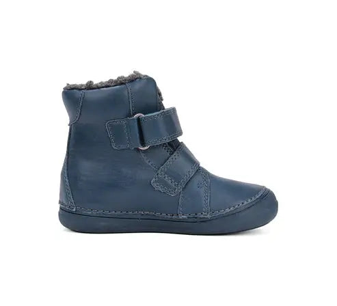 d.d.step boy winter boots boots uk close up of material and stitching details